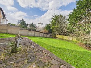 Photo 11- click for photo gallery